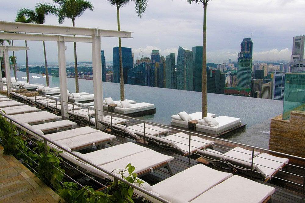 marina bay sands skypark infinity pool