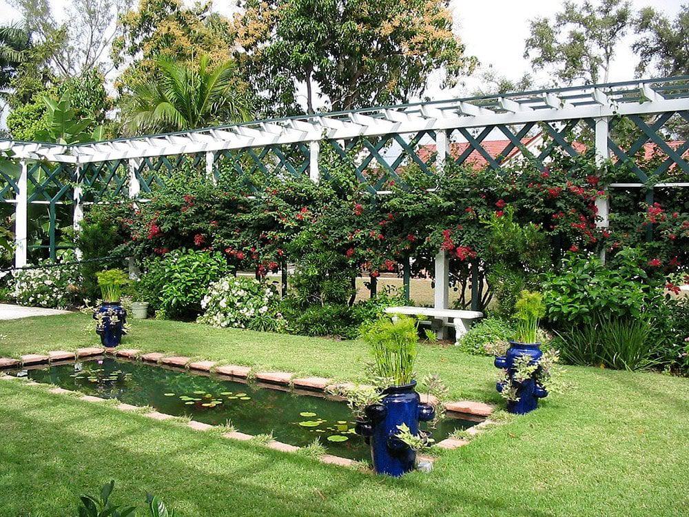 the moonlight garden in edison