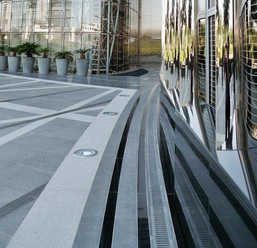 armani hotel dubai trench grates