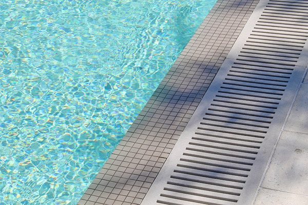 How to Successfully Integrate a Pool Into A Landscape | Jonite