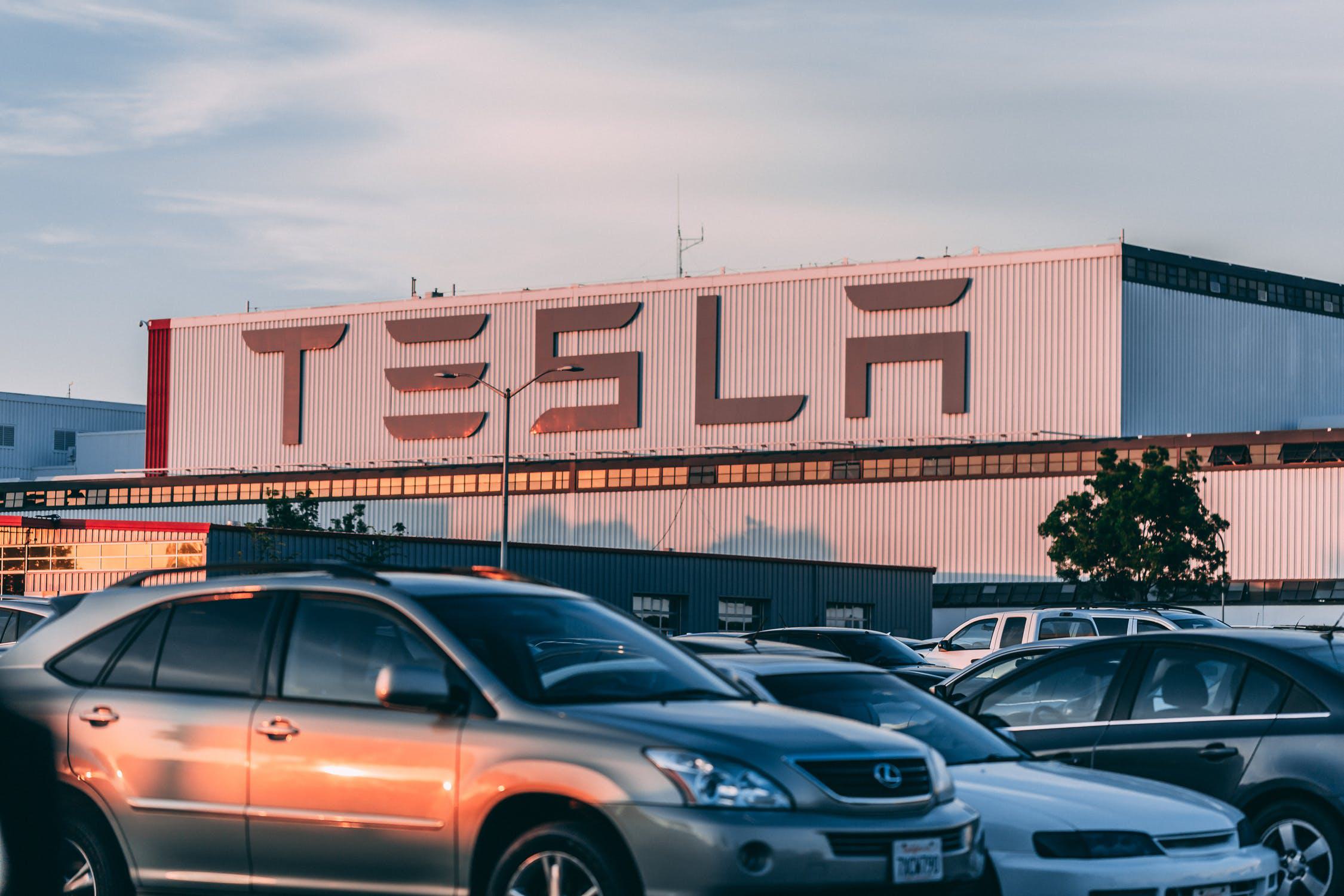 tesla gigafactory